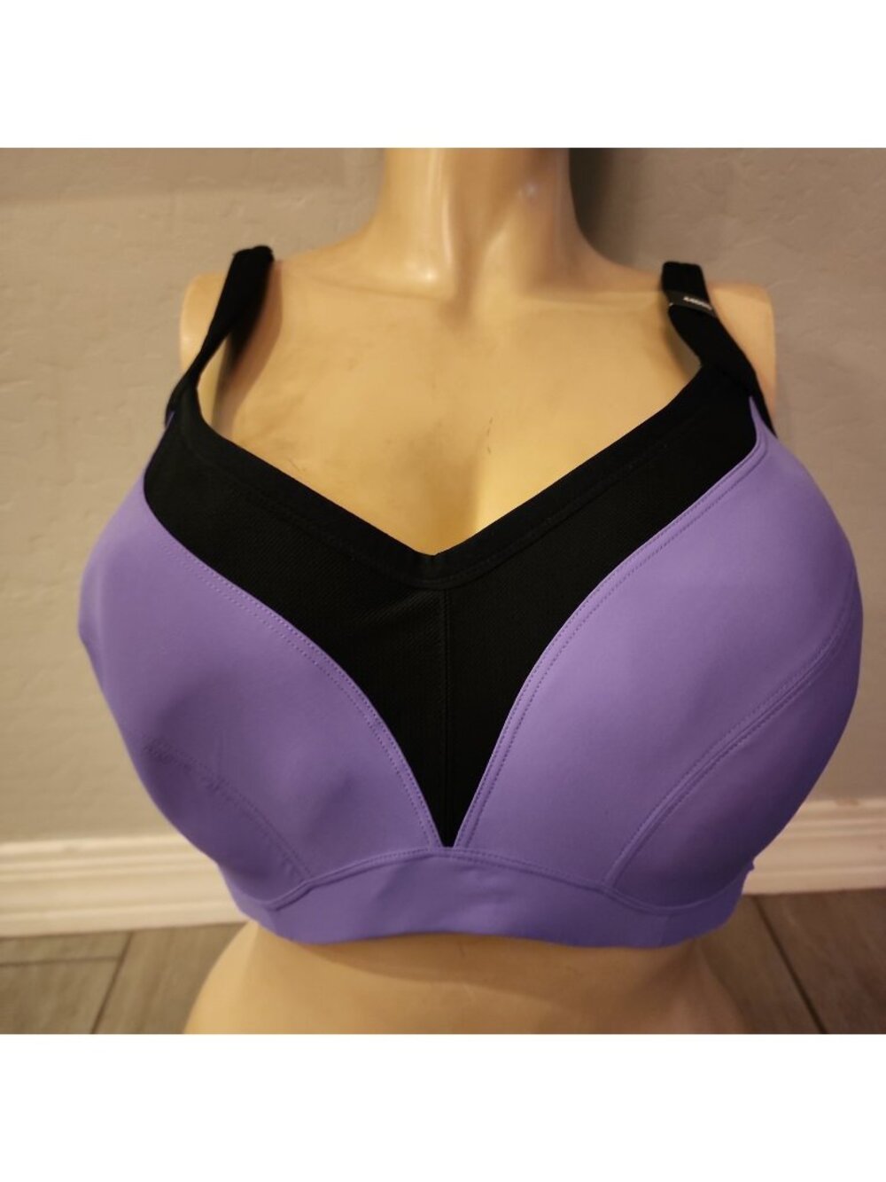 NWT Torrid Active Sports Bra 44DDD Purple Underwire Lined
